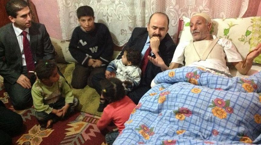 Vali Aydın&rsquo;dan Ihtiya&ccedil; Sahibi Ailelere Şefkat Eli