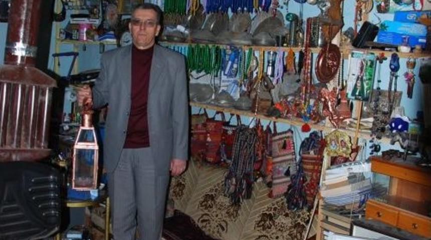 Sındırgılı Recep Parlak, Topladığı Tarih&icirc; Eserlerle Osmanlı Evi Oluşturdu