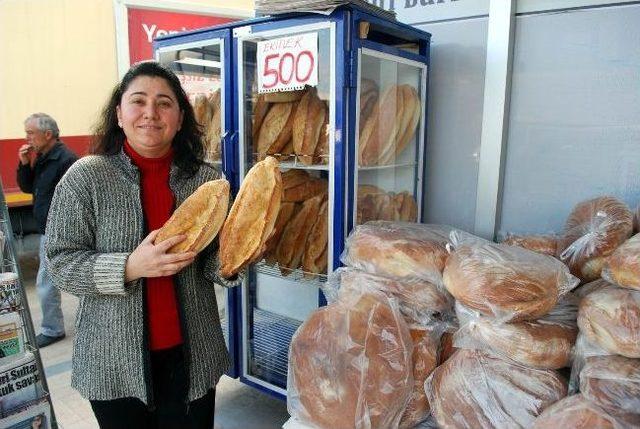 Salihli’de Ekmek 50 Kuruşa Düştü