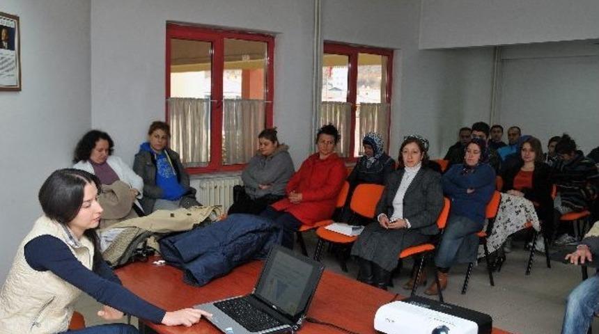 Fitness Yapan Kadınlara Obezite Semineri