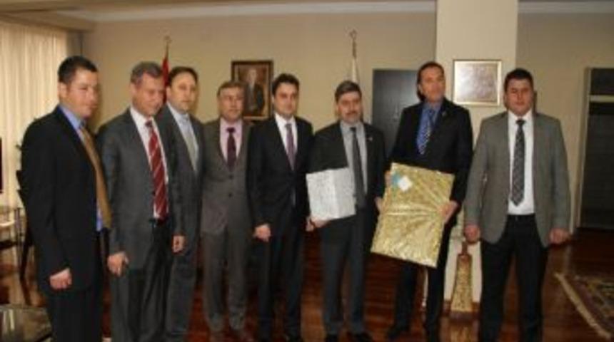 K&ouml;pr&uuml;başı Protokol&uuml;, Rekt&ouml;r Pakdemirli'yi Ziyaret Etti