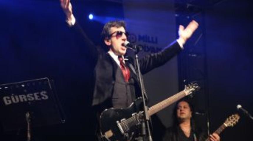 Grup Ayna, Kars’ta Binlerce Seveni Ile Buluştu