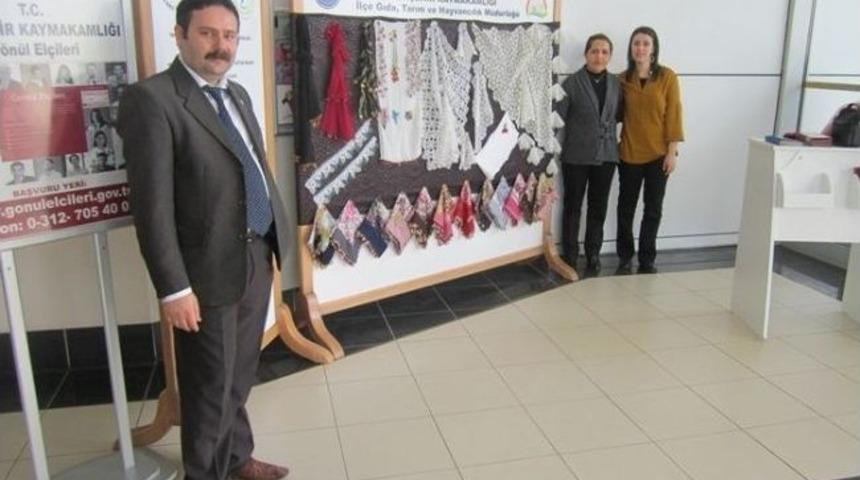 Alışveriş Merkezlerinde Projelerini Tanıtıyorlar