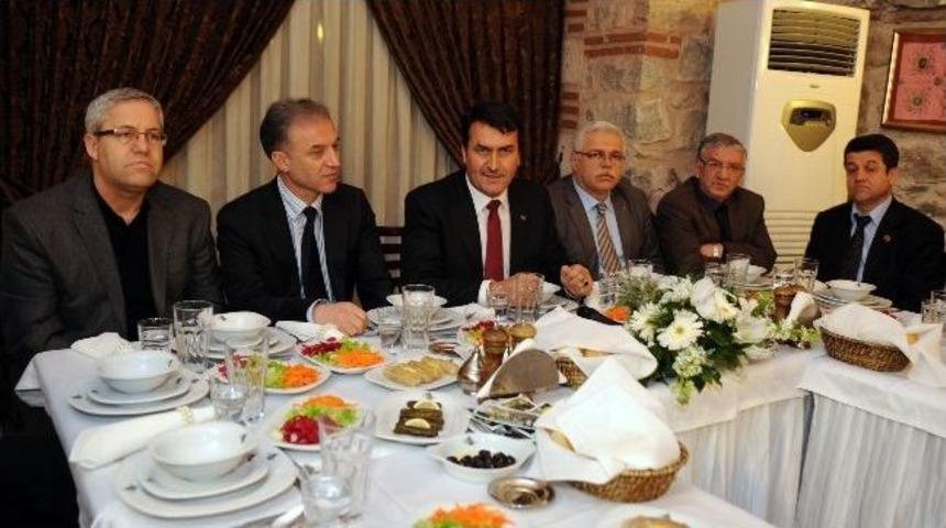 Başkan Dündar Bal-göç Yönetimi İle Bir Araya Geldi