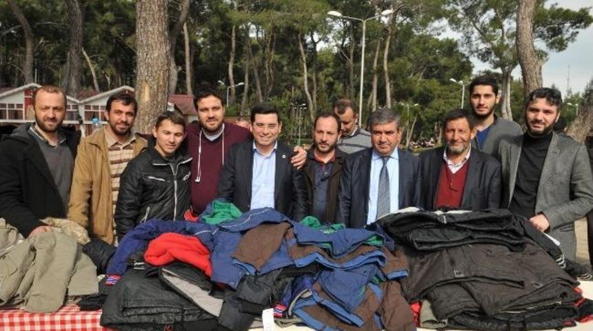 Başkan T&uuml;t&uuml;nc&uuml; Yetim &Ccedil;ocukların Sevincine Ortak Oldu