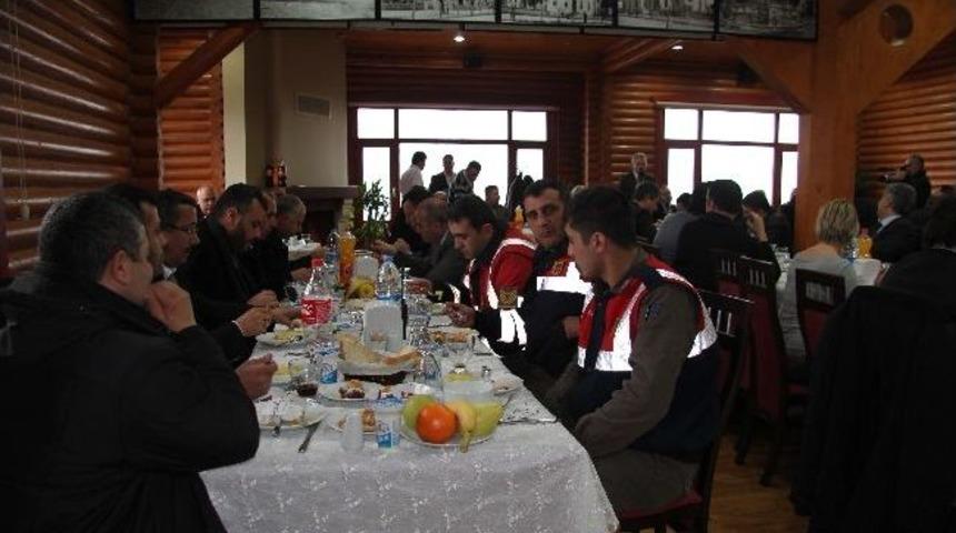 Saü Hendek Kampüsü’ne Kütüphane Yapılacak