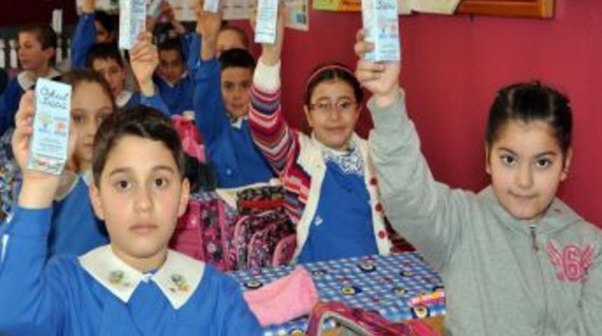 Edirne&rsquo;de 22 Bin &Ouml;ğrenciye Okul S&uuml;t&uuml; Dağıtımına Başlandı