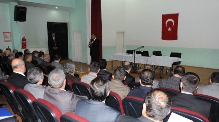 K&uuml;tahya Valisi &Ccedil;ift&ccedil;i, Şaphane İl&ccedil;e Koordinasyon Toplantısına Başkanlık Etti