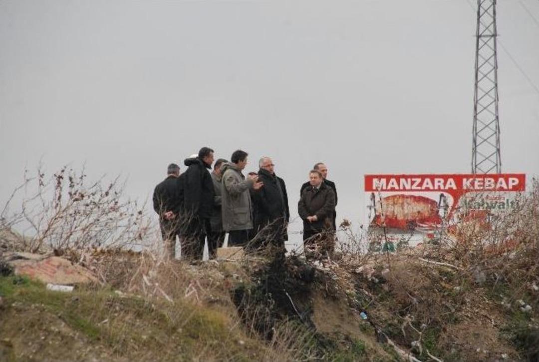 Heyelanın Kapattığı Viyad&uuml;kte &Ccedil;alışmalar S&uuml;r&uuml;yor