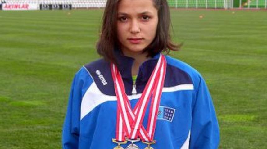 Engelliler Atletizm Şampiyonası&rsquo;nda 2 Altın, 1 G&uuml;m&uuml;ş Madalya Kazandı