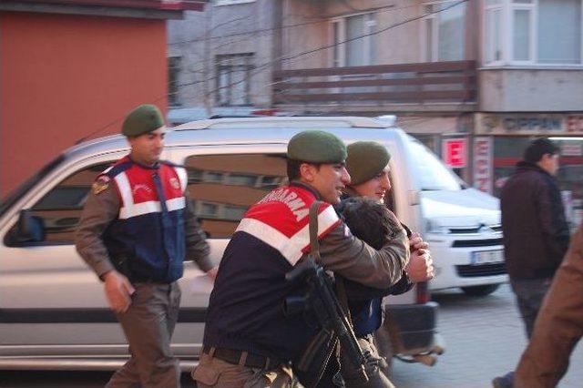 Saklandığı Buz Gibi Suda Fazla Duramayıp Teslim Olan Zanlı, “nezarethane Sıcak Mı” Diye Sordu