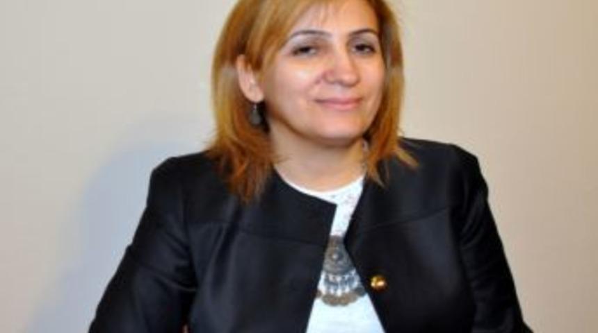 Muğla Sıtkı Ko&ccedil;man &Uuml;niversitesi Araştırma Laboratuarları Merkezi M&uuml;d&uuml;r&uuml; Prof.dr. Nazan Demir Adaylığını A&ccedil;ıkladı