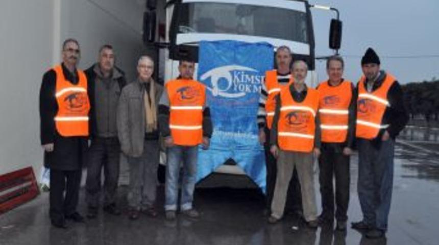 Suriyeli M&uuml;lteciler I&ccedil;in 131. Yardım TIR'ı Balıkesir'den Yola &Ccedil;ıktı