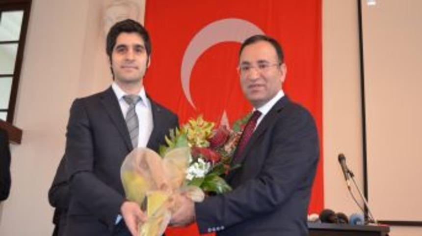 Bekir Bozdağ: Atat&uuml;rk D&ouml;nemi Fiilen Başkanlıktır