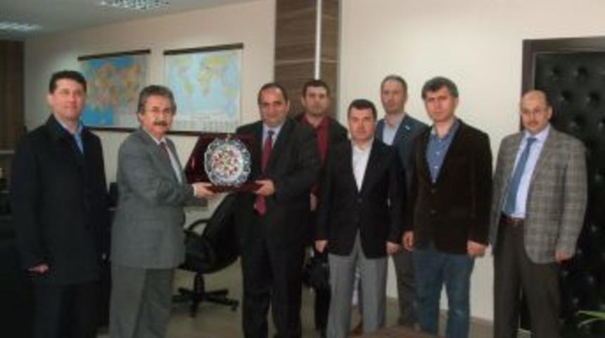 İNSİAD'dan Dekan Canbolat'a Ziyaret