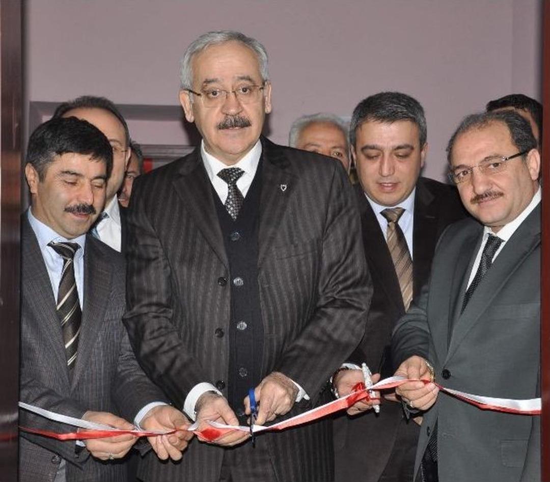 Minikler Okul S&uuml;t&uuml;yle Tanıştı