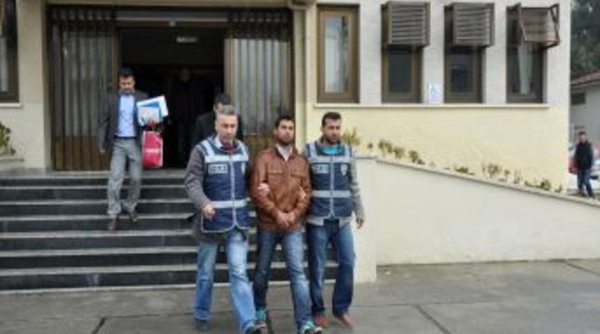 Boğazı Kesilerek &Ouml;ld&uuml;r&uuml;len H&uuml;k&uuml;ml&uuml;n&uuml;n Katil Zanlısı Tutuklandı