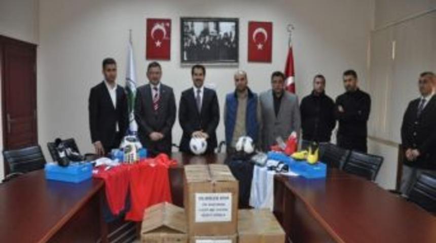 Başkan Yaman'dan Amat&ouml;r Spora Destek