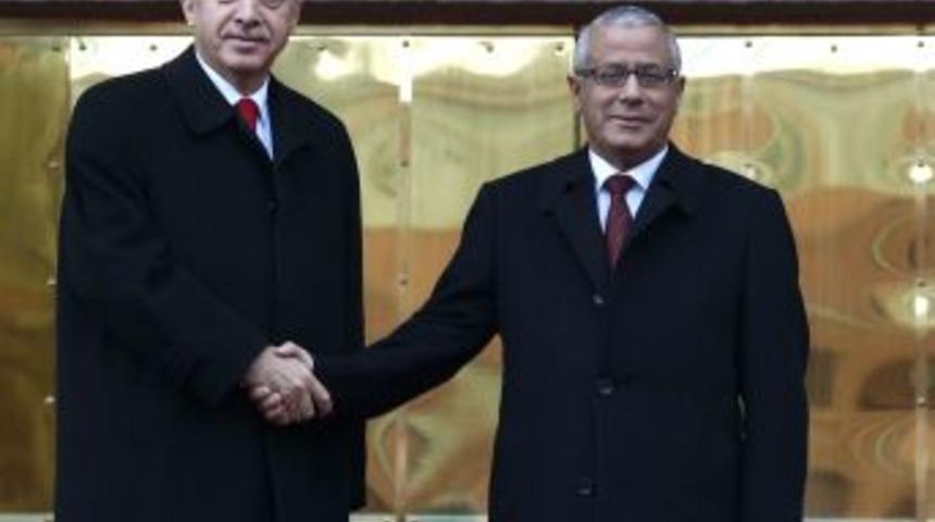 Libya Başbakanı Zeydan, Başbakanlık'ta Resmi T&ouml;renle Karşılandı