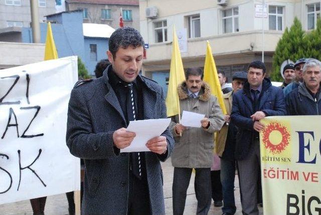 Çanakkale'de Eğitim-sen’den Gözaltılara Tepki