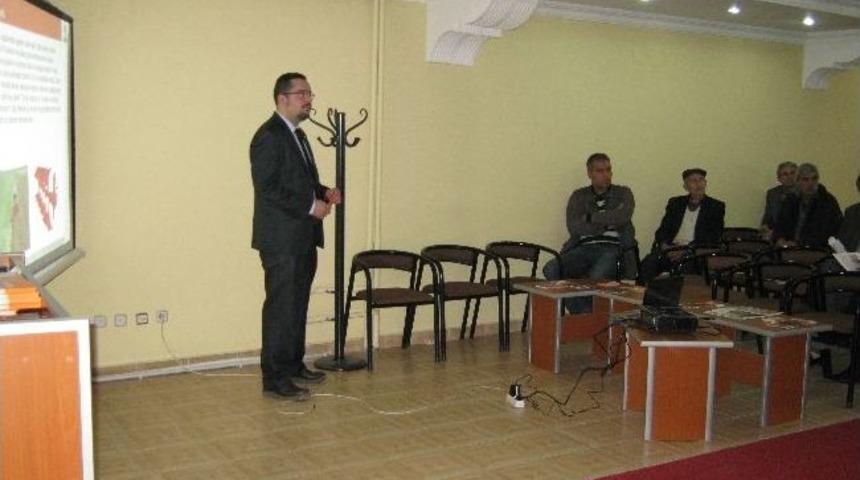 Alacalı &Ccedil;ift&ccedil;iler Eğitimden Ge&ccedil;ti