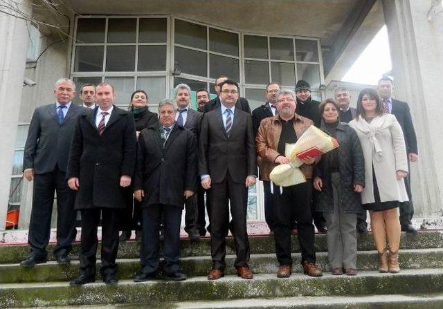 Erdek İlçesinde Okul Müdürleri Veda Yemeğinde Bir Araya Geldi