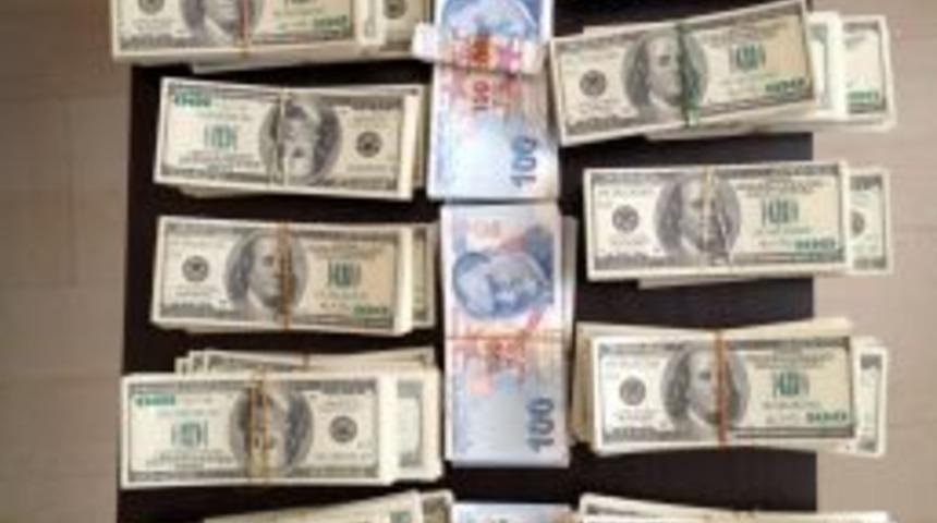 Cinayet Zanlısı Aranan Evde Sahte Para Ele Ge&ccedil;irildi