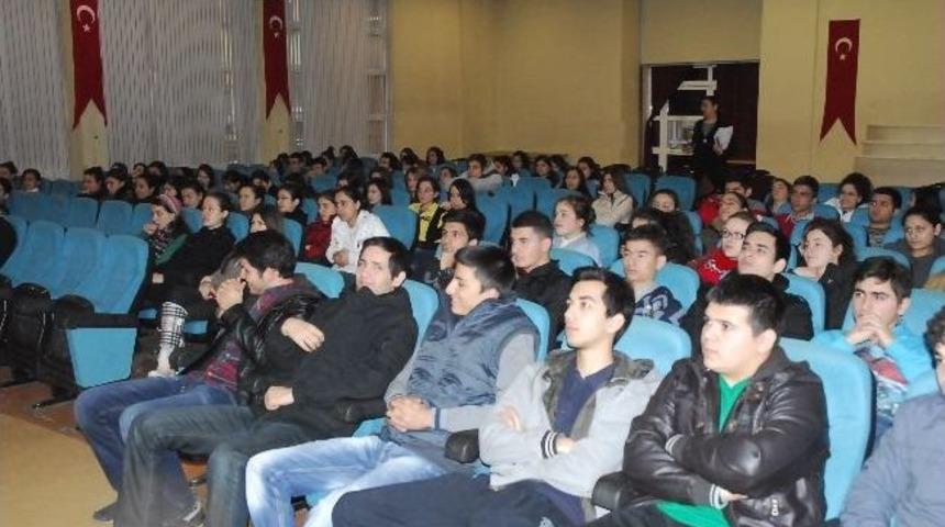 Tomluk Destekli Polisten Lise &Ouml;ğrencilerine Seminer