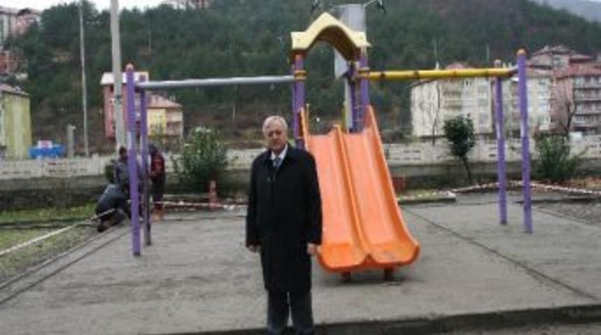 Devrek’te Dr. Veysel Atasoy Parkı Yenileniyor