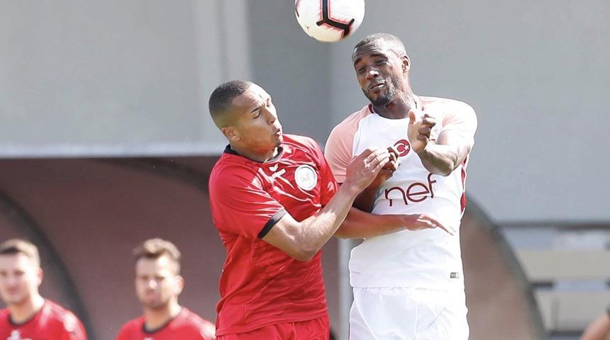 Lionel Carole: Yeniden Galatasaray'da olmak çok keyifli