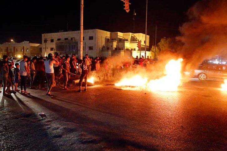 Komşu alarmda! Gösteriler yayıldı  G4