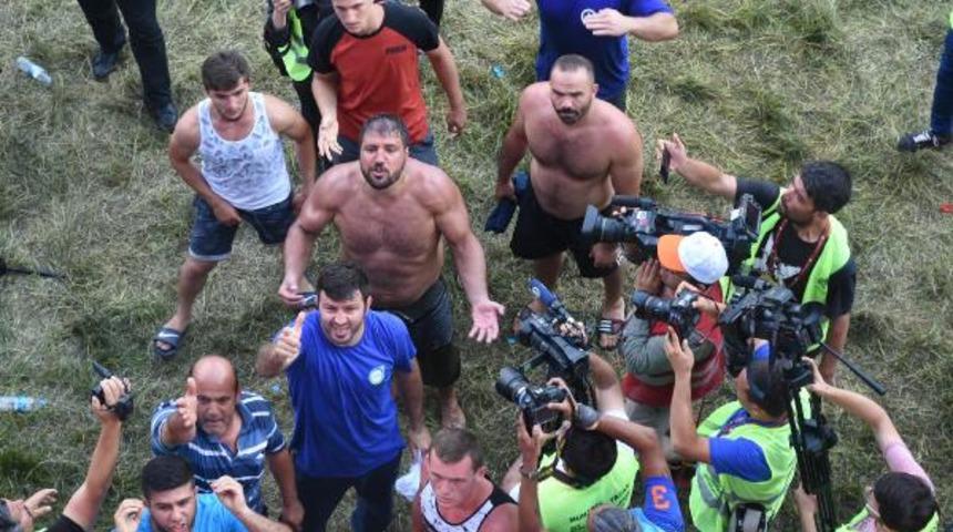 Recep Kara, Kırkpınar güreşlerini bıraktığını açıkladı