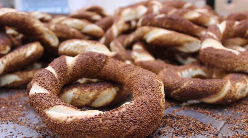 Bu da oldu! Zam yapılan simit fiyatı ekmeği geçti 