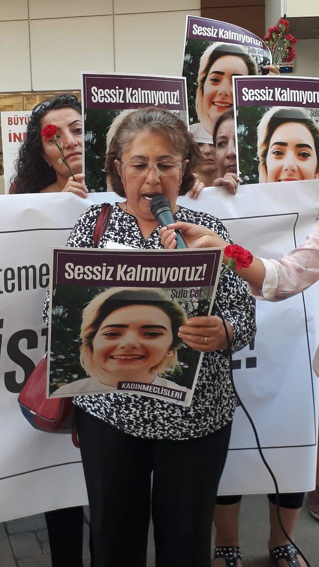 İzmir'de kadınlardan 'Şule Çet' açıklaması