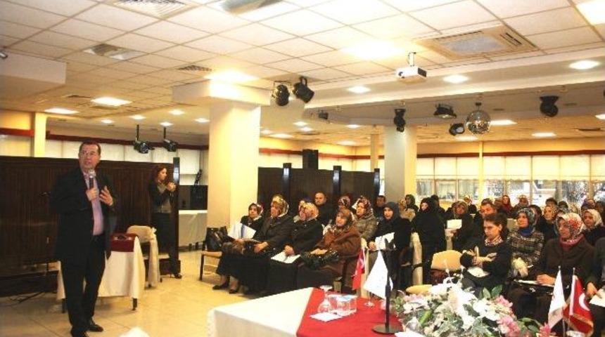 D&uuml;zce&rsquo;de T&uuml;p Bebek Konferansı