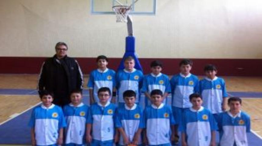 Basketbolda Karaman'ı Gevher Hatun Koleji Temsil Edecek