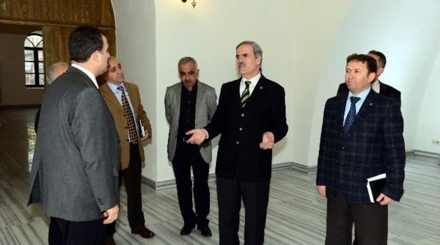 Kayıhan Hamamı G&uuml;n Y&uuml;z&uuml;ne &Ccedil;ıktı