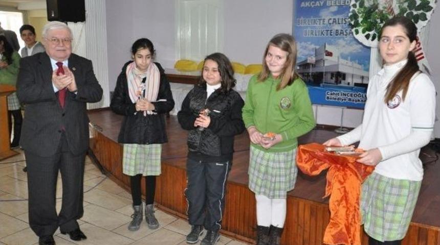 Ak&ccedil;ay&rsquo;da İstiklal Marşı&rsquo;nın Kabul&uuml;n&uuml;n 92. Yılı Kutlandı