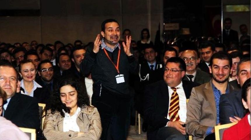 İzg&ouml;ren: "her T&uuml;rk Bir S&uuml;permen'dir"