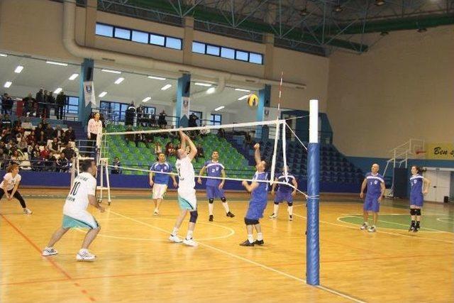 Bodrum Belediyesi Voleybol Takım Çeyrek Finalde