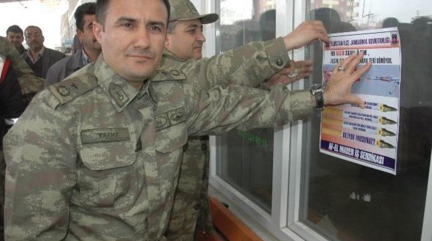 Jandarmadan Ka&ccedil;ak Sigaraya Afişli Uyarı