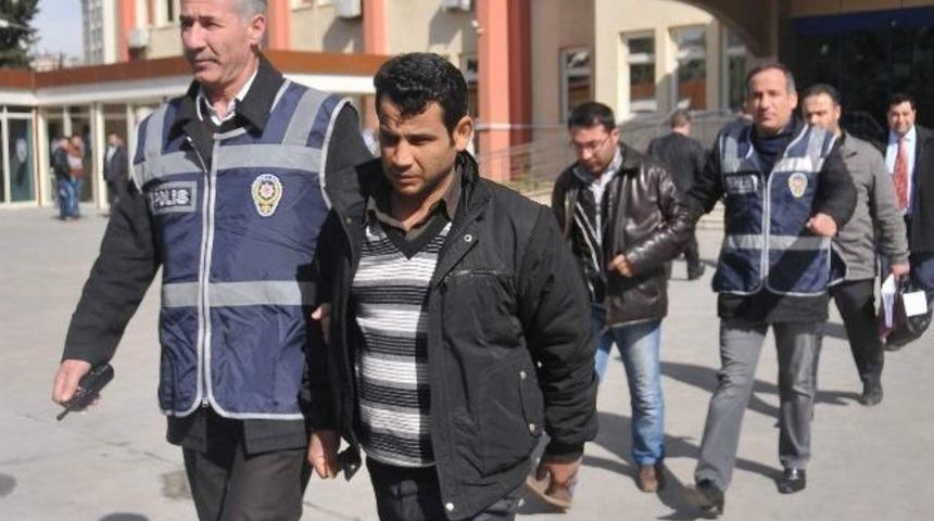 Kont&ouml;r Dolandırıcıları Yakalandı