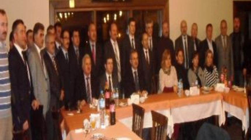 2012'de En &Ccedil;ok Nikah Gebze'de Kıyıldı