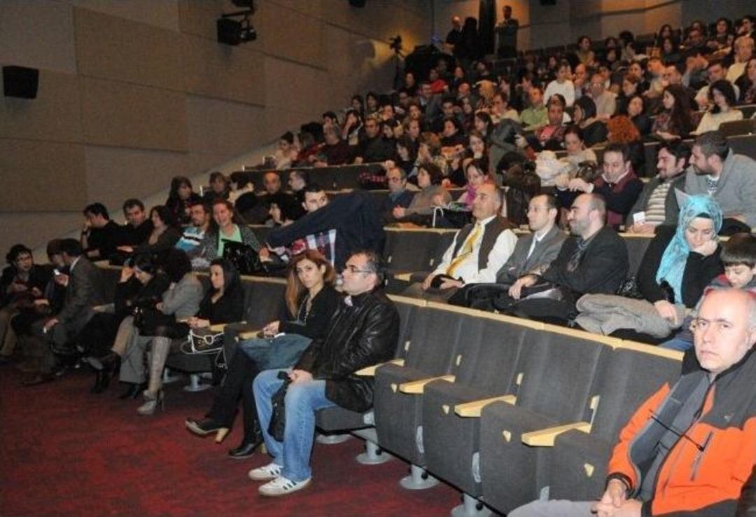 Nil&uuml;fer&rsquo;de Mercedes Peon R&uuml;zgarı Esti