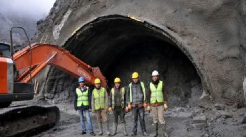 Umutla Beklenen T&uuml;nelin İhalesi 6 Mart'ta Yapılacak