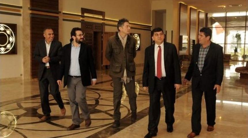 Başkan Fadıloğlu, Kazı Ekibine Hizmetlerini Gezdirdi