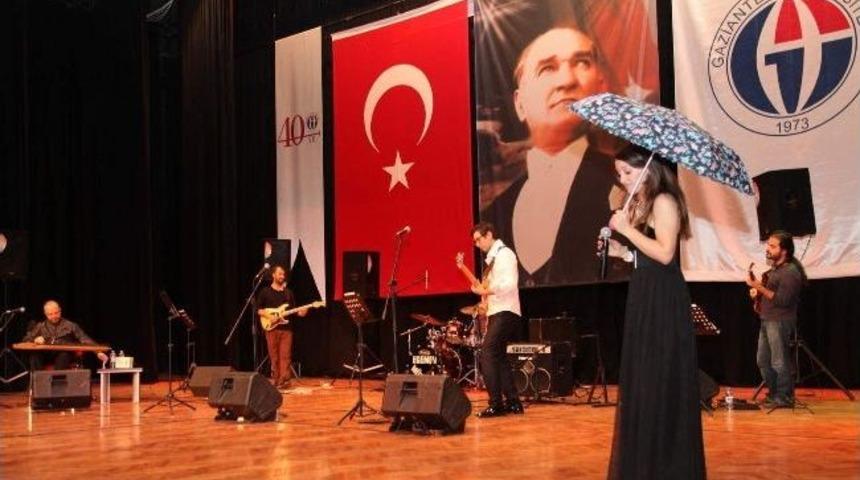 Ga&uuml;n&rsquo;de &ldquo;g&ouml;ksel Baktagir & Komşu&rdquo; Tarafından Muhteşem Konser