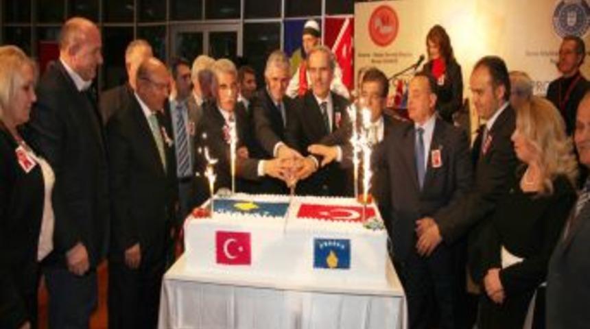 Kosova'nın Bağımsızlık Yıld&ouml;n&uuml;m&uuml; Bursa'da Kutlandı