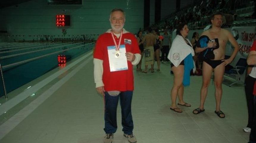 Bodrum Y&uuml;zme Ve Su Sporları Kul&uuml;b&uuml; (bysk) 34 Madalya İle D&ouml;nd&uuml;