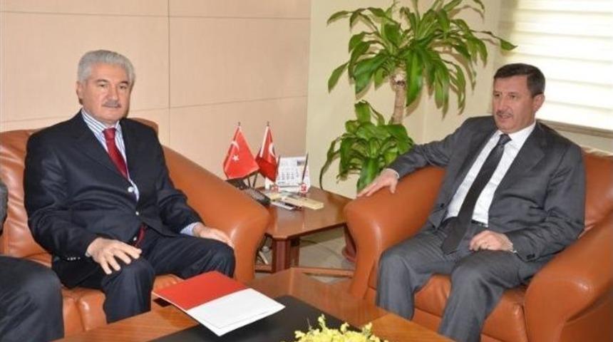 T&uuml;ksiad&rsquo;dan Vali Şerif Yılmaz&rsquo;a Ziyaret